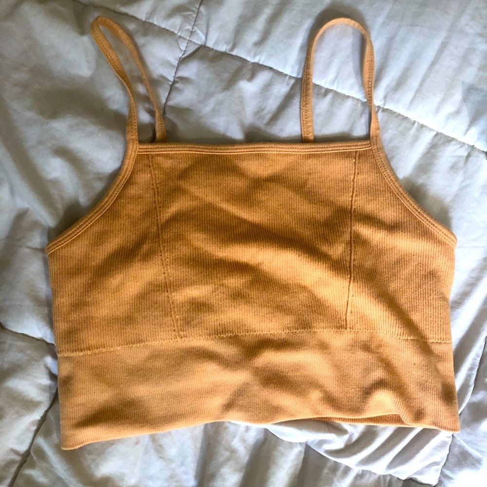 Fabletics light support yoga tank